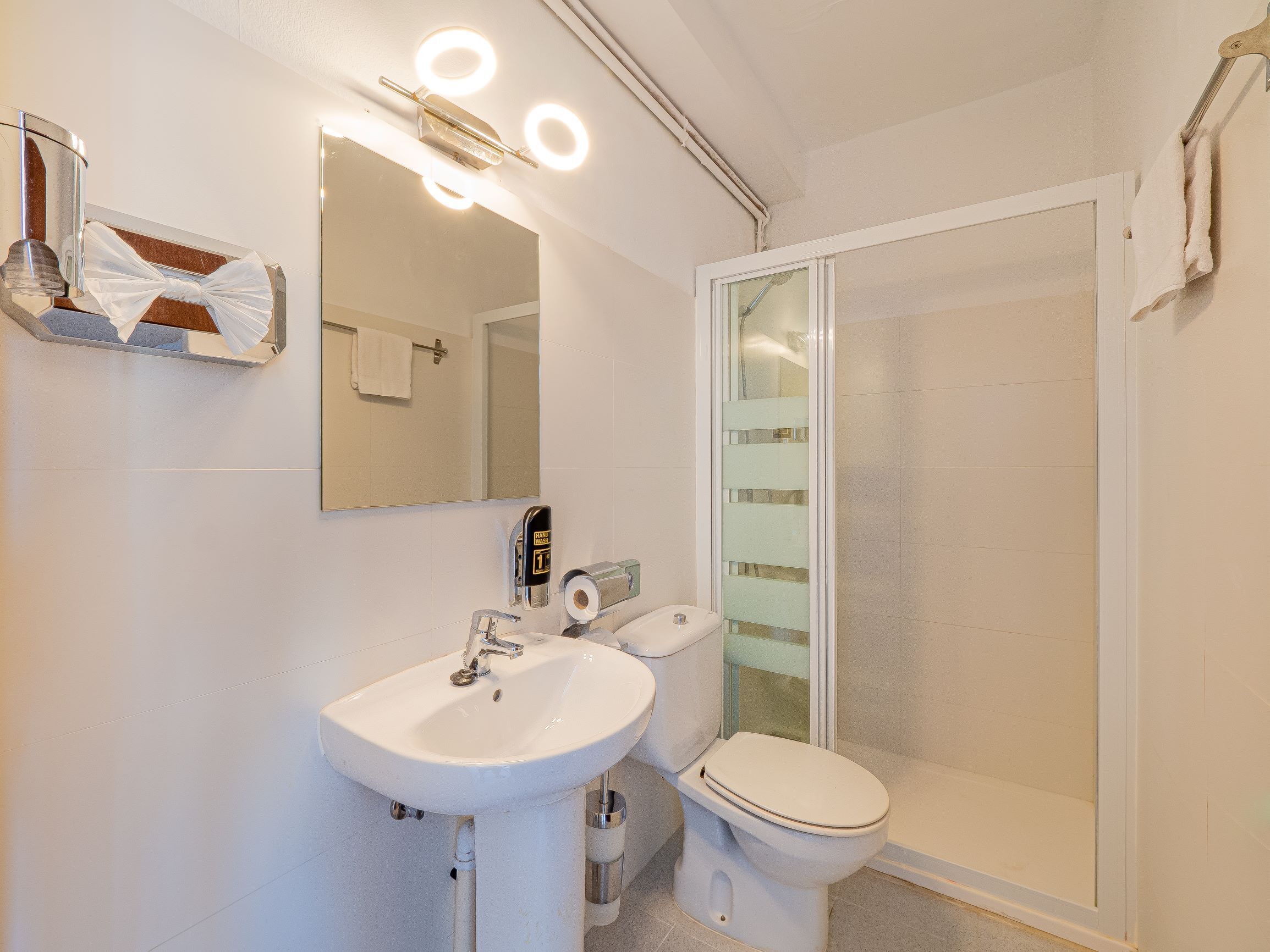 Photo - Hostal Port Corona