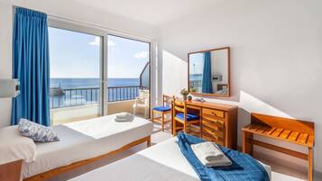 Desk, free WiFi, bed sheets