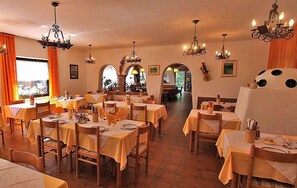 Petit déjeuner buffet compris tous les jours