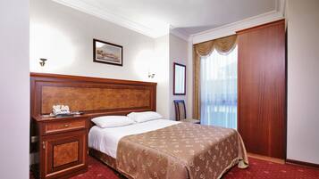 Minibar, in-room safe, desk, soundproofing