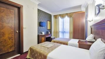Superior Double or Twin Room | Minibar, in-room safe, desk, soundproofing