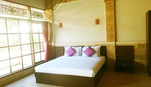 Standard Room - Hana Kuta Beach Hotel (Kuta)