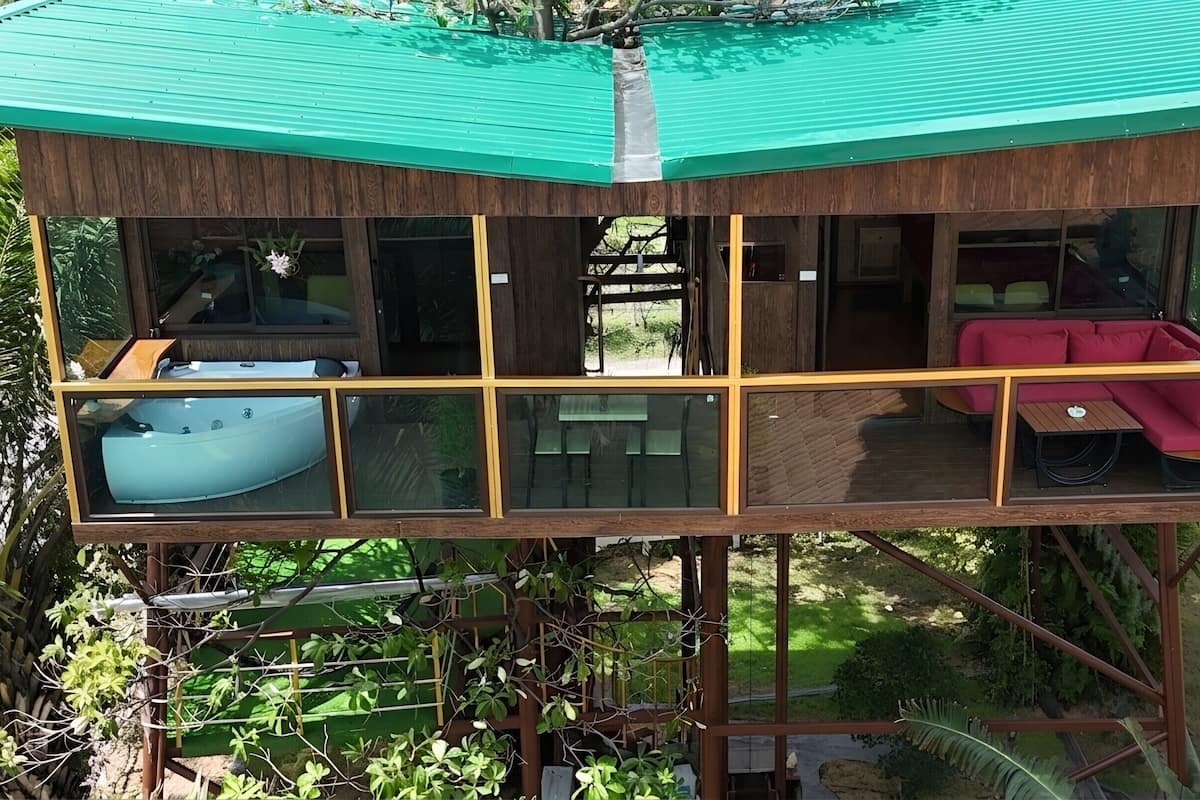 Panoramic Tree House | Terrace/patio