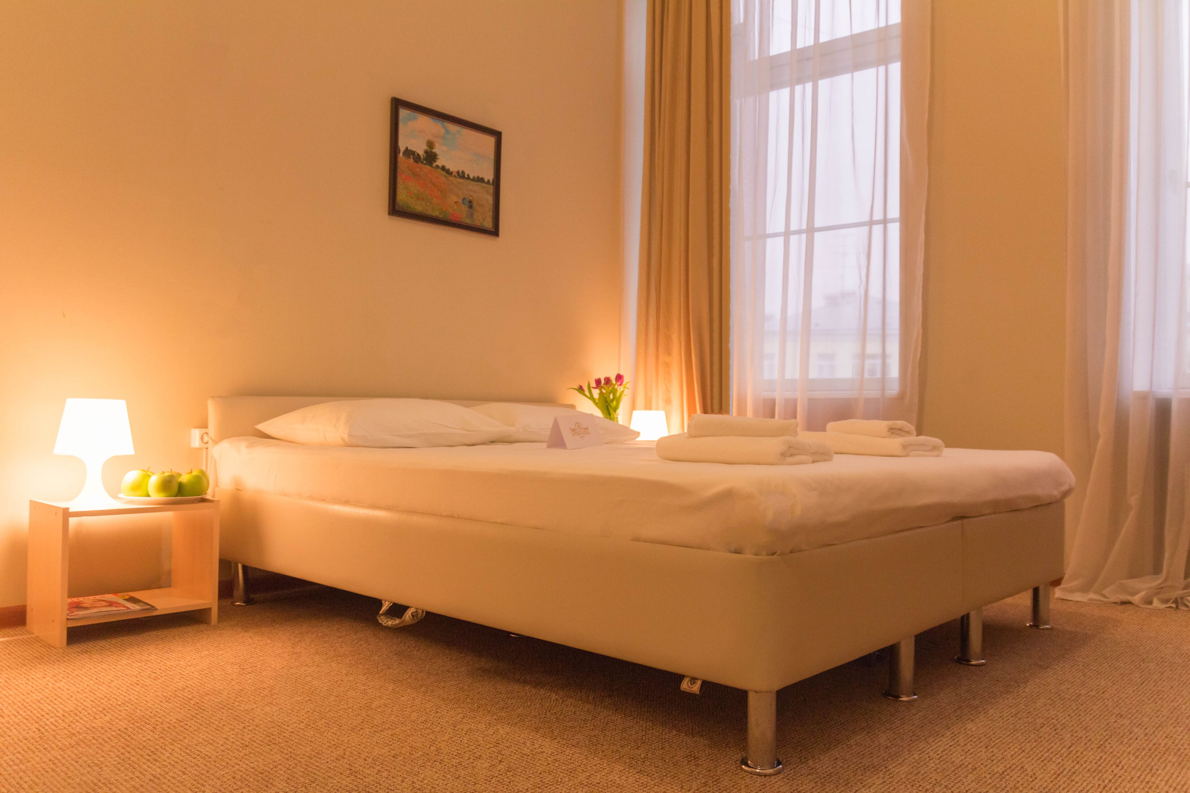 Superior Studio, Non Smoking, Kitchenette | Desk, iron/ironing board, free WiFi, bed sheets