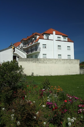 Exterior detail - Hotel JR (Sanxenxo)