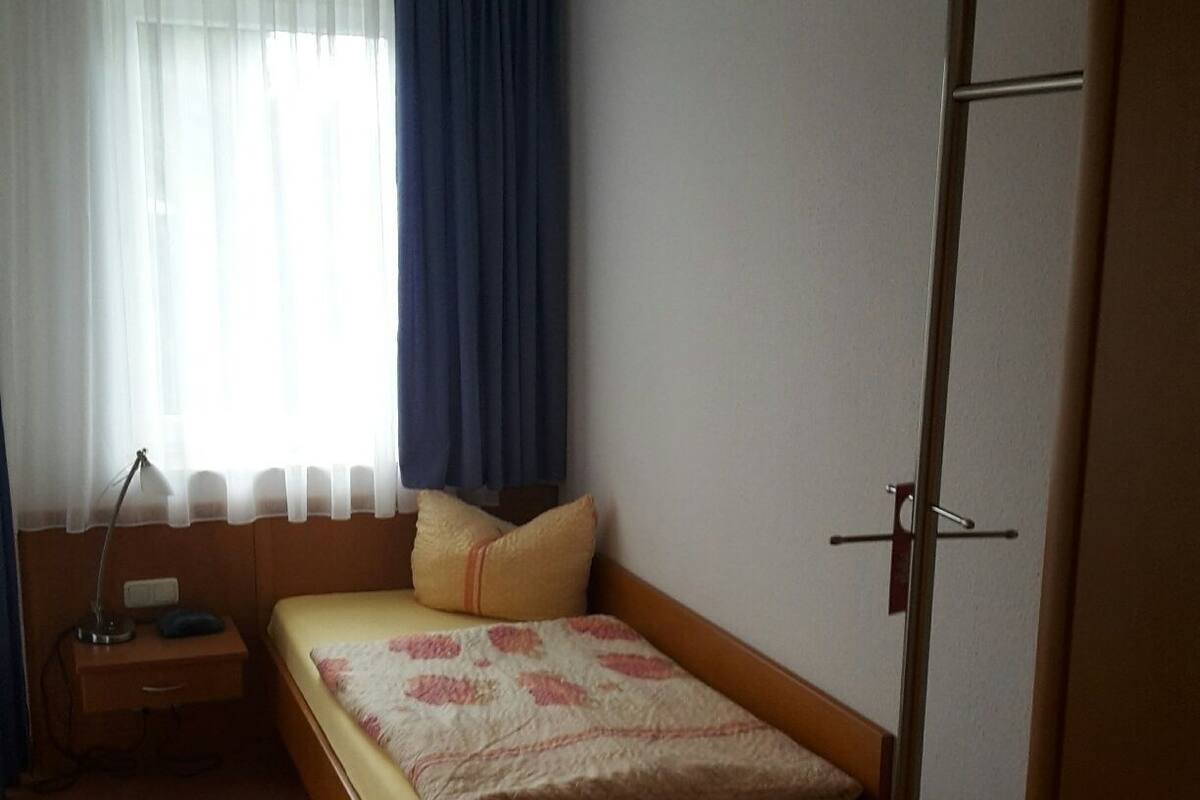 Kamar Single | Wi-Fi gratis