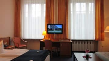 Doppelzimmer | Allergikerbettwaren, kostenloses WLAN, Bettwäsche