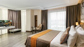 Deluxe Suite | View from room - B Business Hotel & Spa (Antalya)