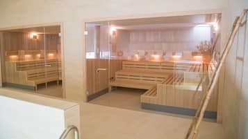 Sauna, vasca idromassaggio, trattamenti per il corpo, body wrap