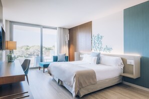 双人房, 阳台, 泳池景观 | 客房景观