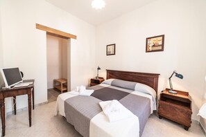 Appartamento con due camere da letto | Seterika/papan seterika, Wi-fi percuma, cadar katil, akses kerusi roda 