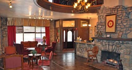 Ye Old English Inn
