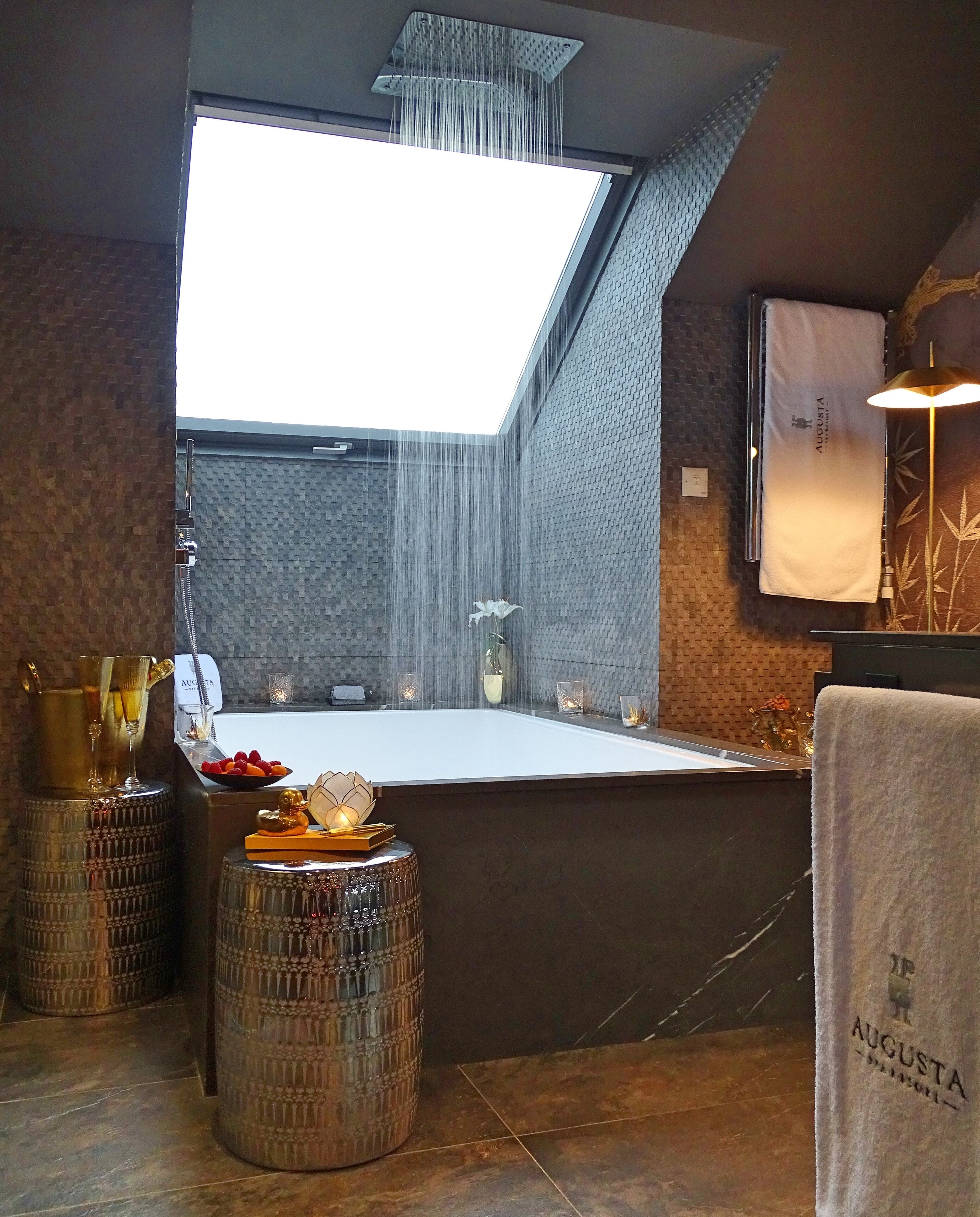 luxury suite (master suite) | 1 bedroom, minibar, in-room safe, desk