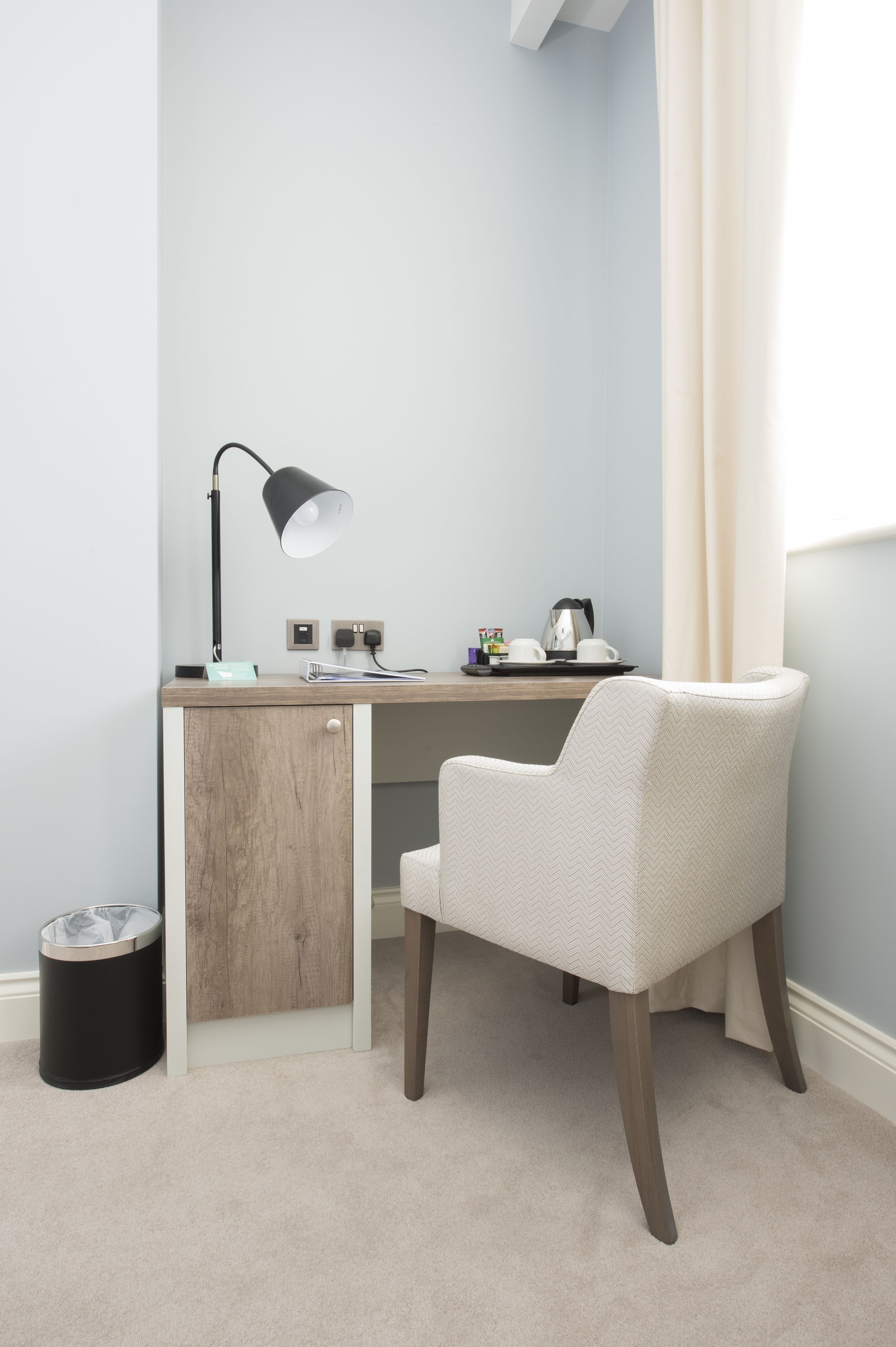 Photo - Yarrow Hotel