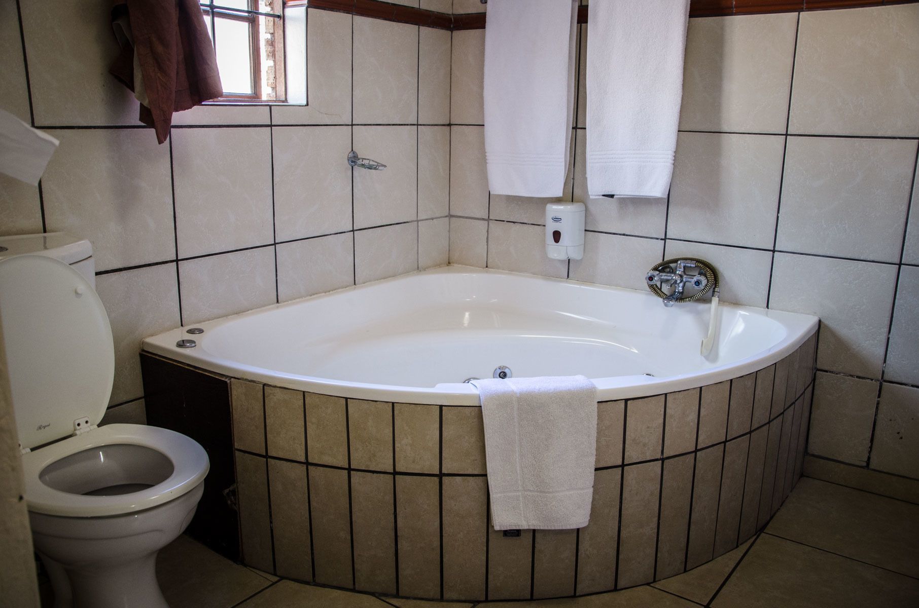 executive room | bathroom | towels