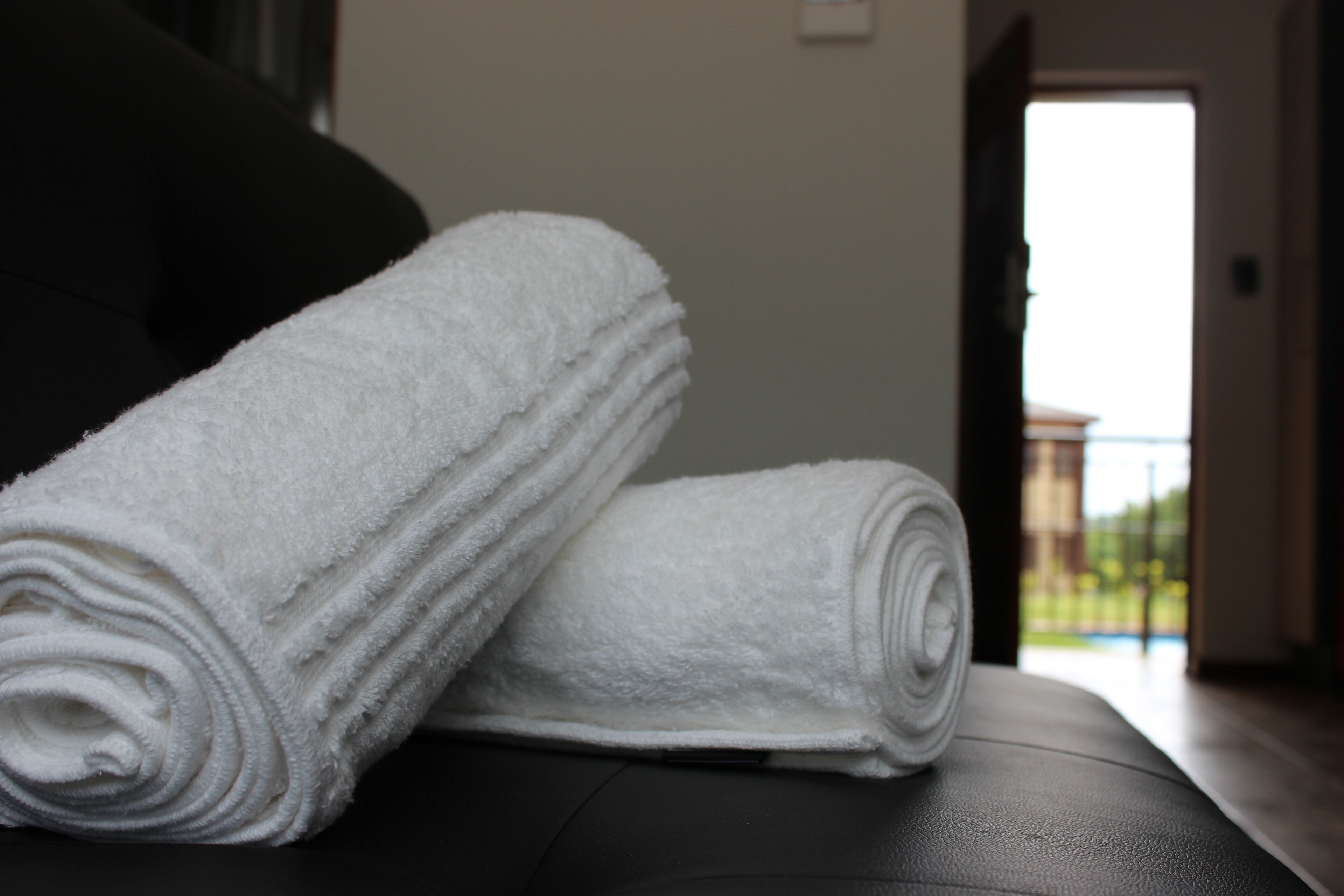 self-catering unit | bathroom amenities | towels