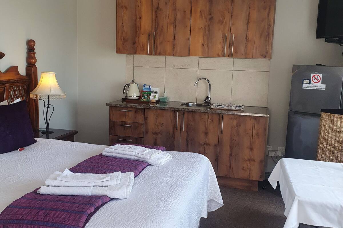 Apartment, 1 Bedroom | Egyptian cotton sheets, premium bedding, Select Comfort beds