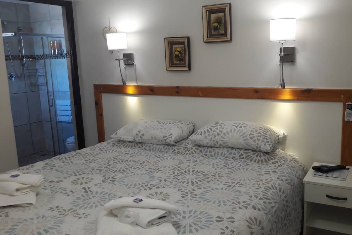 Standard Double Room (Standard Double Room 3) | Cadar kapas Mesir, peralatan tempat tidur premium, gebar bulu kapas