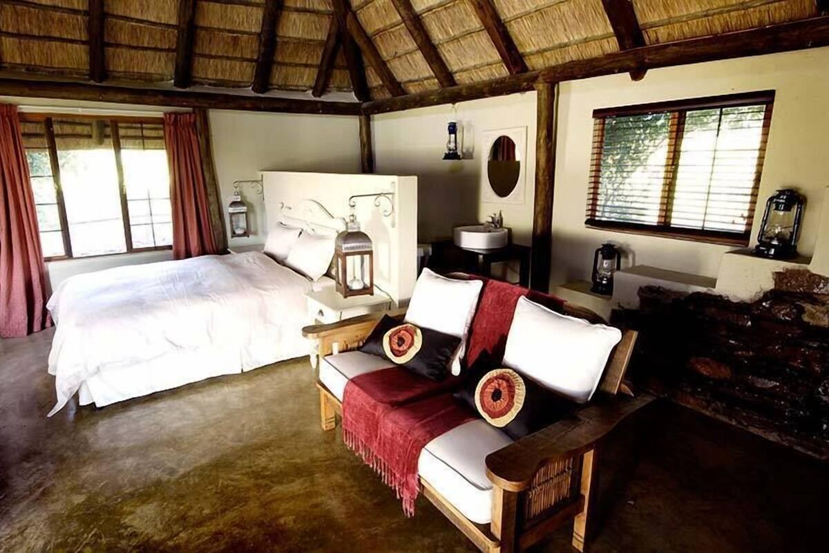 Deluxe Bungalow, 1 Bedroom (Figtree Lodge)
