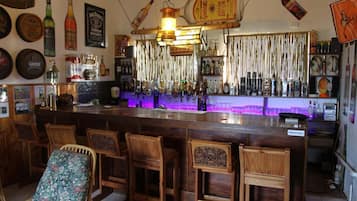 Bar (en el alojamiento)