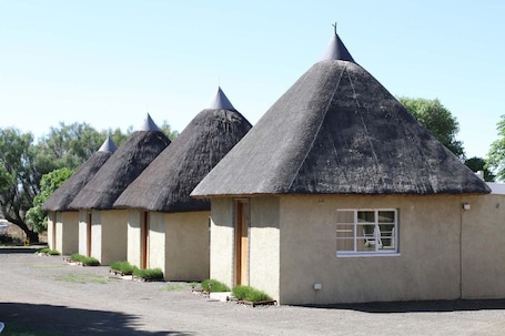 Exterior. Van Zylsvlei B&B