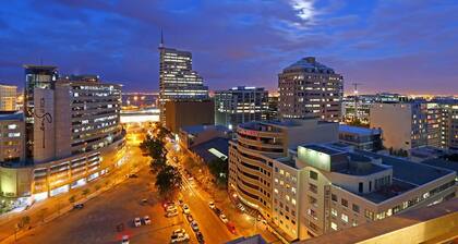 Cape eazi stayz Acc Adenium Beachfront Apartment