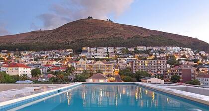 Cape eazi stayz Acc Odyssey