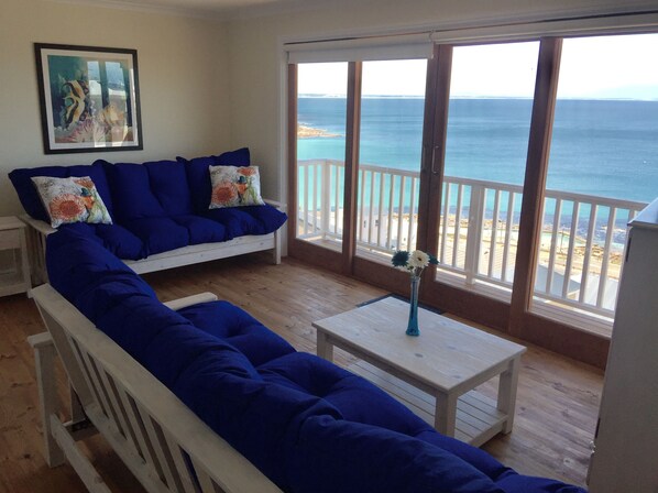 Huoneisto | Olohuone | LED-televisio, Netflix