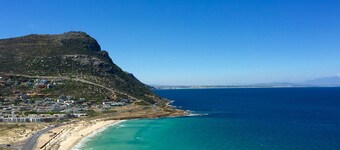 Berg and Beach