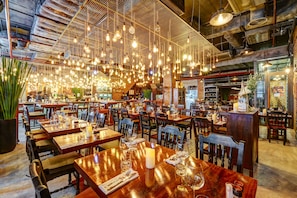 Restaurant - Mercure Bangkok Sukhumvit 11 (Bangkok)