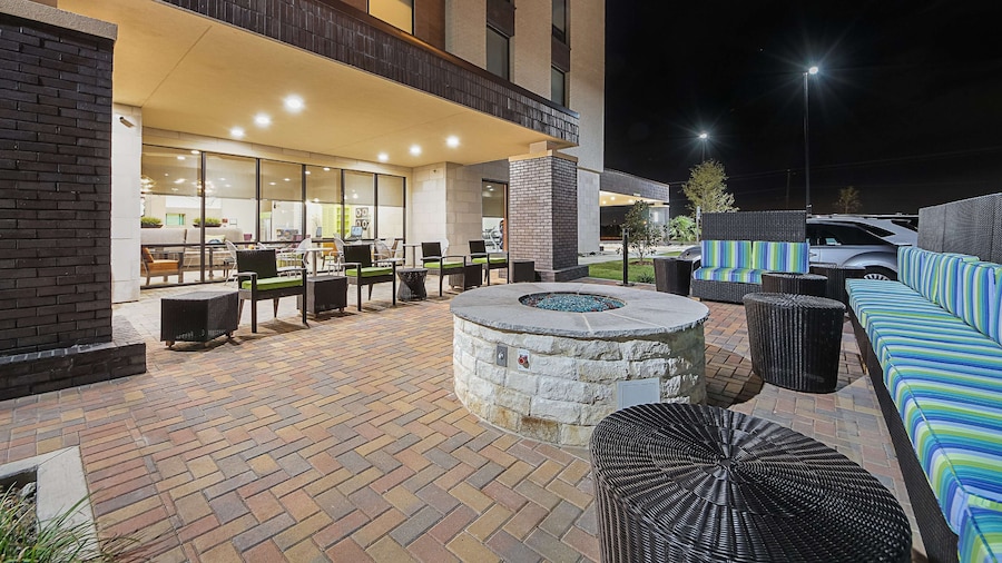 Home2 Suites by Hilton Dallas Grand Prairie