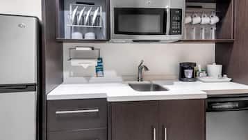 Studio Suite, 1 King Bed, Non Smoking | Private kitchen | Full-sized fridge, microwave, oven, dishwasher