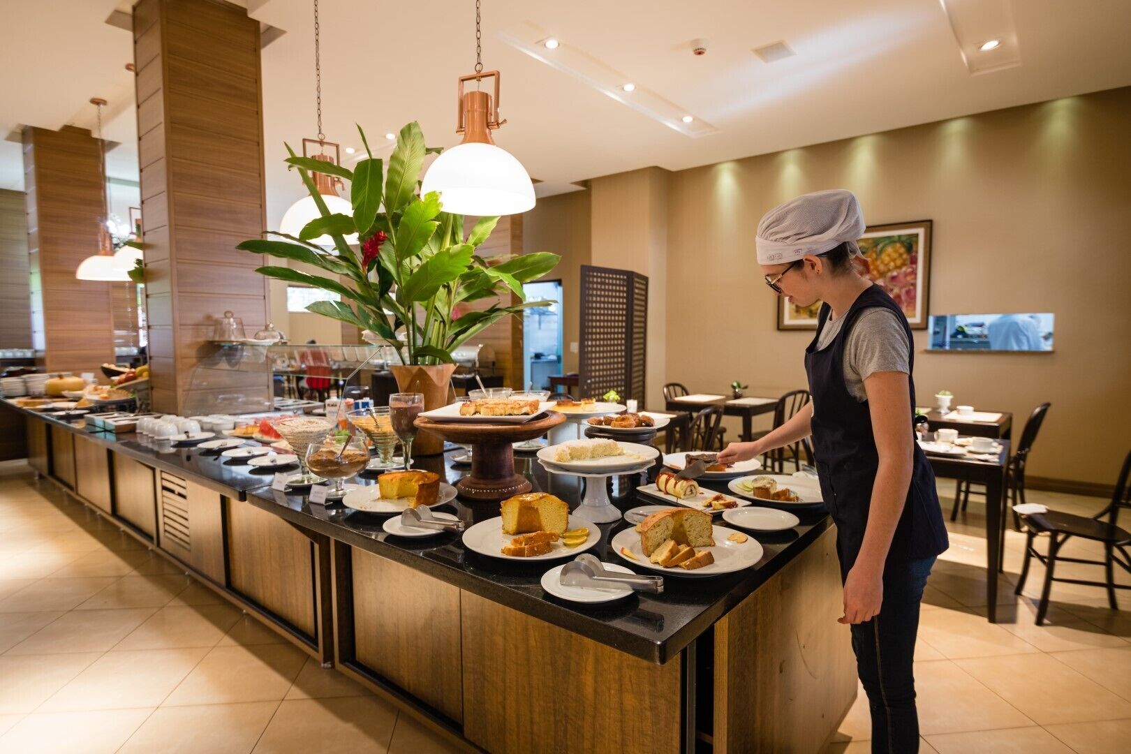 包含每日自助早餐