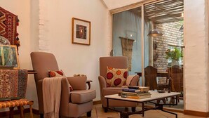 Interior - Waters on Willows (Pretoria)