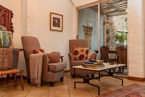 Interior - Waters on Willows (Pretoria)