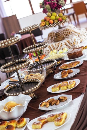 Free daily self-service breakfast 