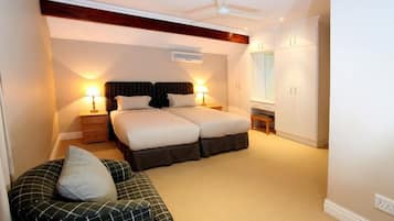 4 bedrooms, free WiFi, bed sheets
