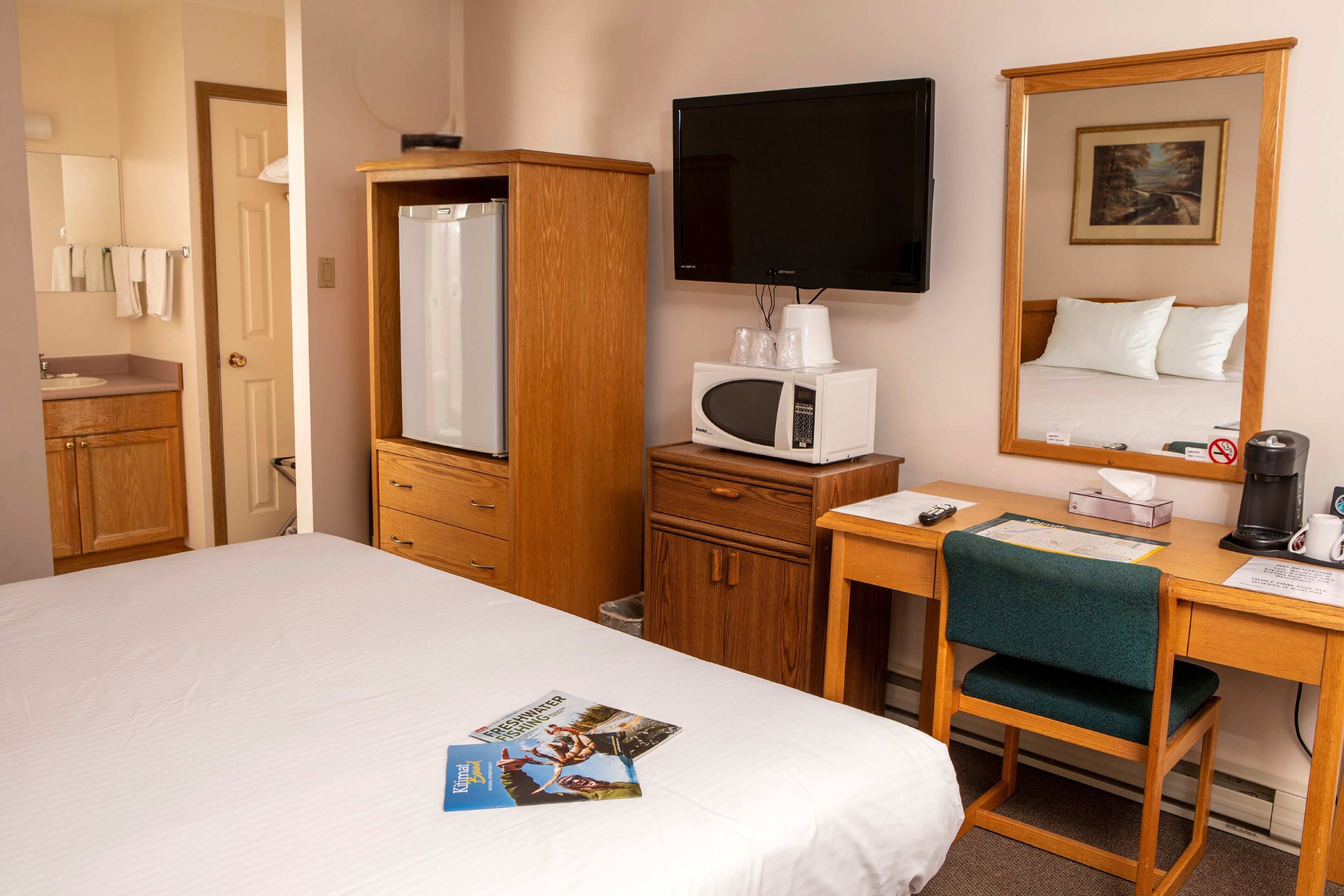 Matelas Tempur-Pedic, décoration personnalisée, bureau