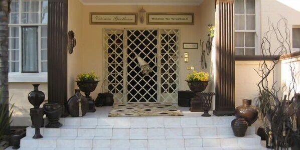 Entrada de la propiedad