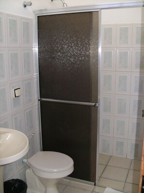 Apartment | Bathroom