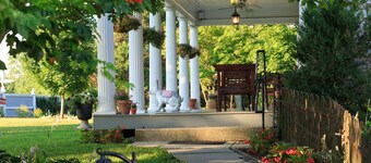 L'Auberge Provencale Inn & Restaurant