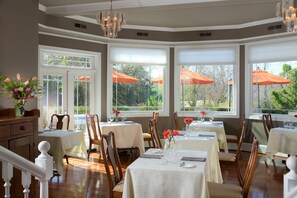 Lunch, dinner served; local and international cuisine, garden views 