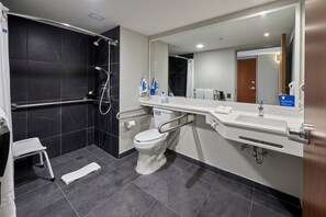 Bathroom - City Express by Marriott Reynosa Aeropuerto (Reynosa)