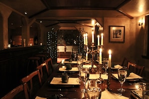 Der serveres aftensmad