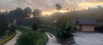 Mong Homestay Resort