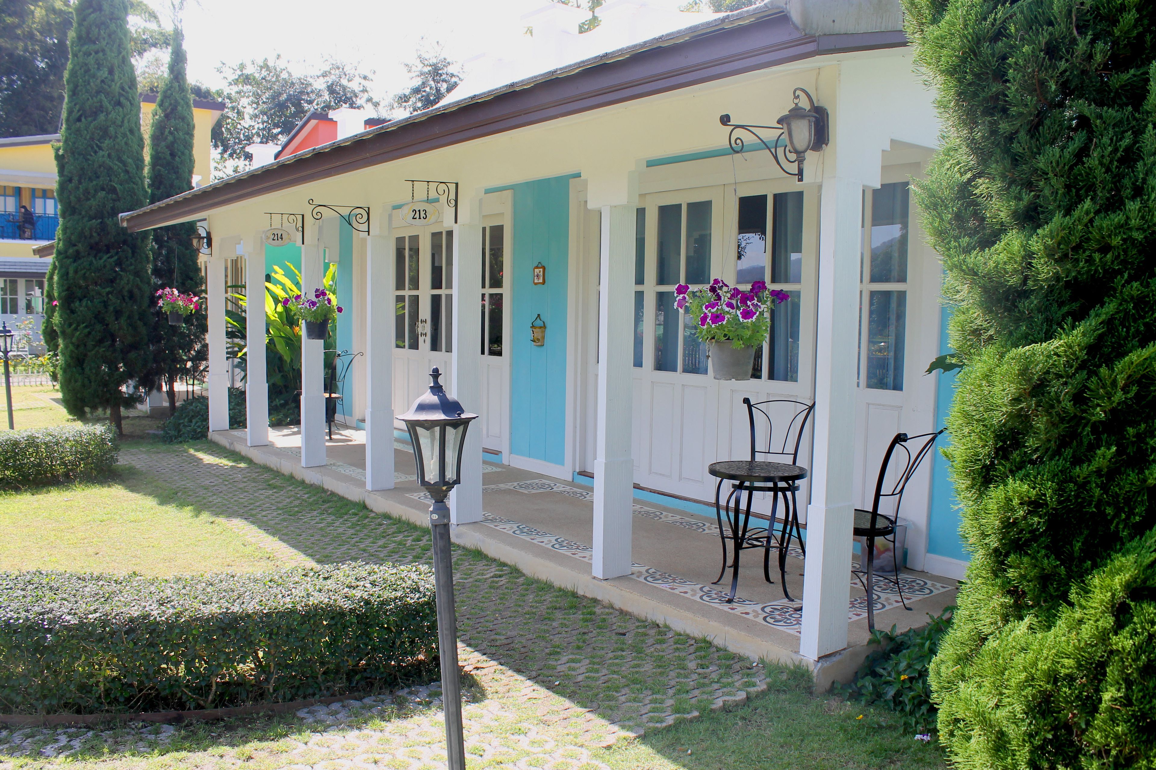 lovely twin room | minibar, desk, blackout curtains, rollaway beds