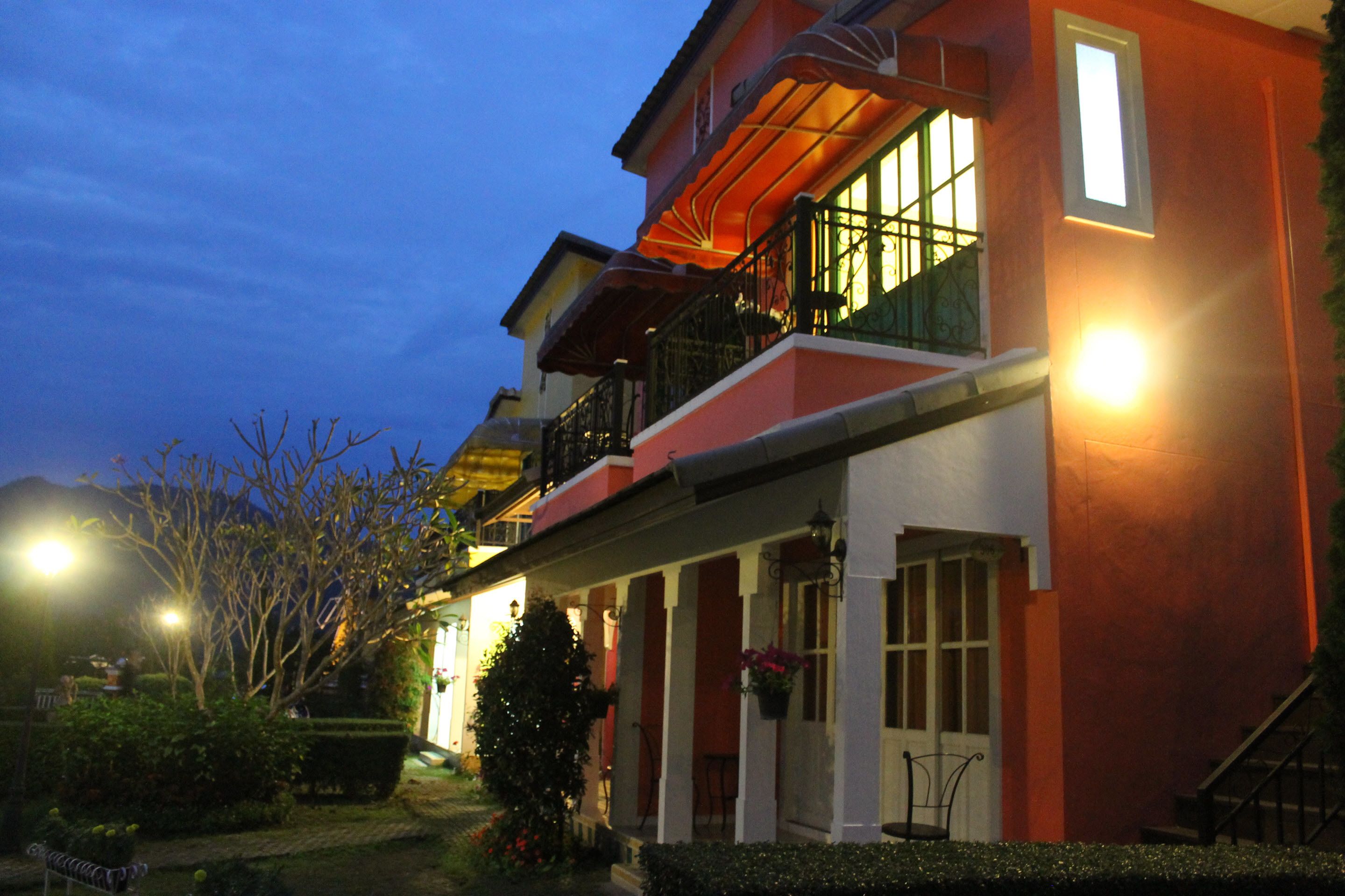 minibar, desk, blackout curtains, rollaway beds