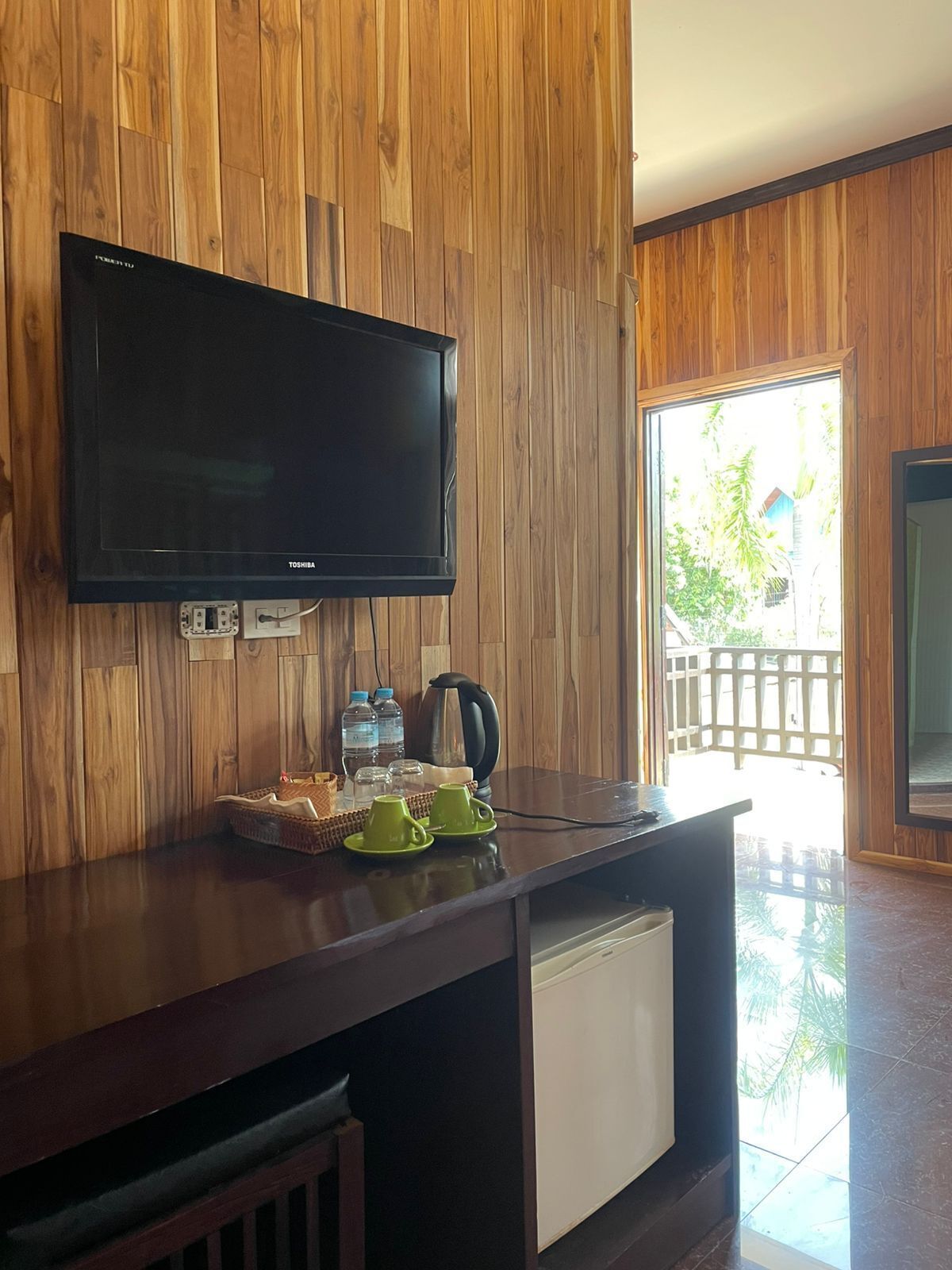 deluxe triple room, 1 bedroom, balcony, garden view | television