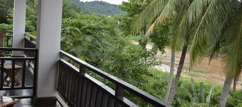 Mao Phashok Guesthouse