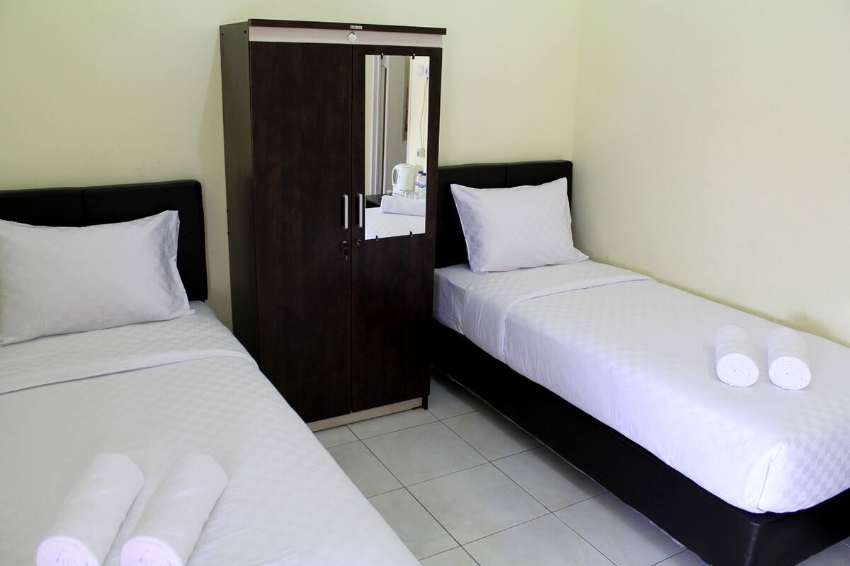 Superior Room, City View | Rollaway beds (surcharge), WiFi (free)